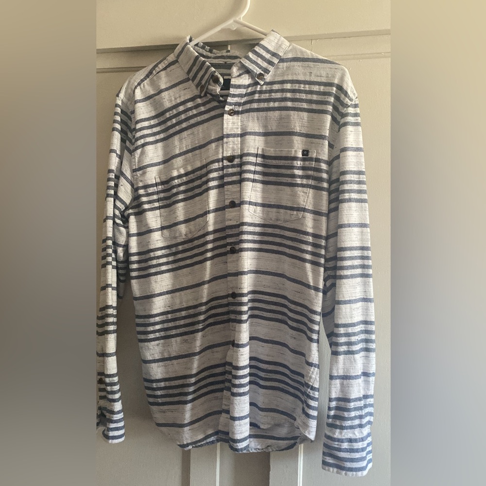 Rip Curl men’s medium button up; EUC